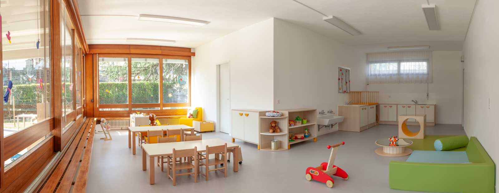 Living in Brissago education 04